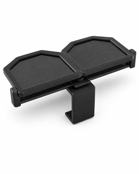Pinza de gafas sobre fondo blanco