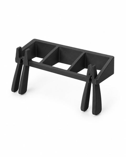Soporte de alicates sobre fondo blanco